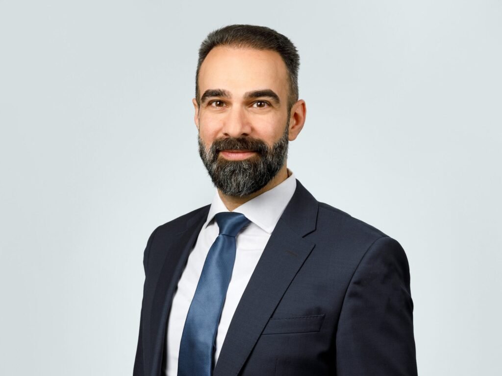 Partner Property Consultants begrüßt Dervis Göksal als neuen Direktor in Hamburg, Deutschland.