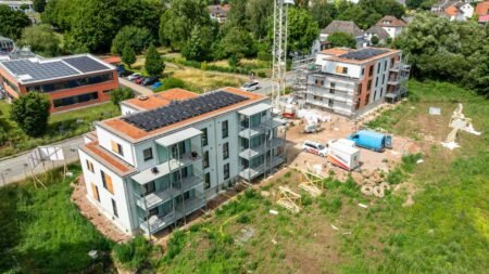 Pilotprojekt für nachhaltigen Wohnungsbau mit PVT-Technologie